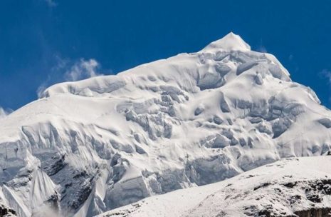 Chulu West Peak Climbing – 27 days