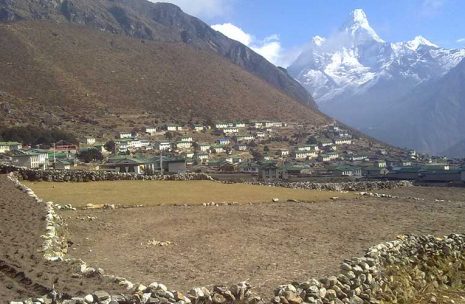 Phaplu to Everest Base Camp Trek – 19 days
