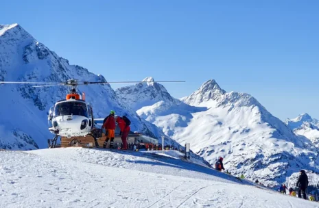 Luxury Everest & Gokyo Lakes Heli-Trek (11 Days)